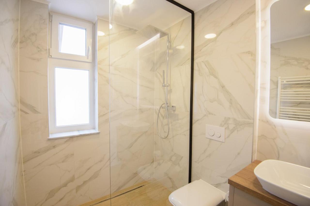 Penthouse Eliza - Coressi Braşov Buitenkant foto