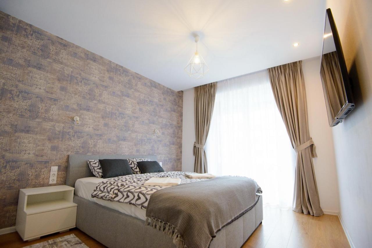 Penthouse Eliza - Coressi Braşov Buitenkant foto