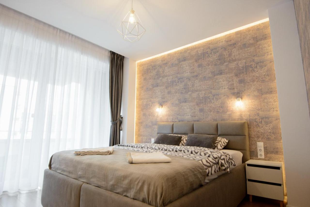 Penthouse Eliza - Coressi Braşov Buitenkant foto