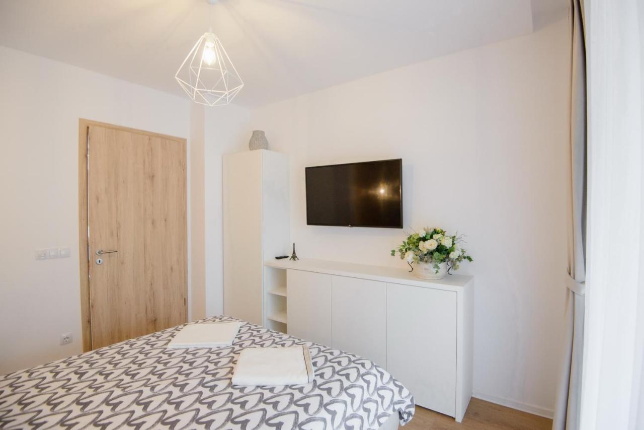 Penthouse Eliza - Coressi Braşov Buitenkant foto