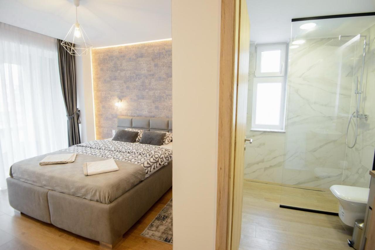 Penthouse Eliza - Coressi Braşov Buitenkant foto